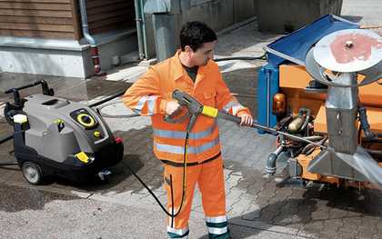 High-pressure cleaners